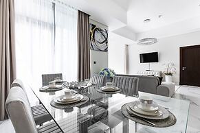 GLOBALSTAY. J One Tower Apartments