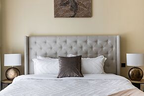 GLOBALSTAY. J One Tower Apartments