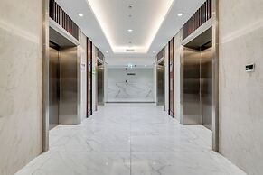 GLOBALSTAY. J One Tower Apartments