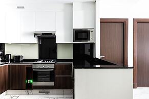 GLOBALSTAY. J One Tower Apartments