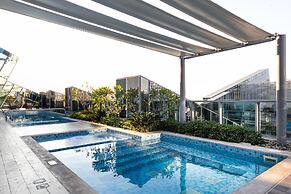 GLOBALSTAY. J One Tower Apartments
