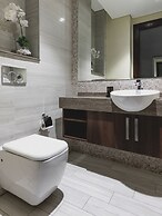 GLOBALSTAY. J One Tower Apartments