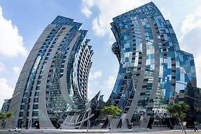 GLOBALSTAY. J One Tower Apartments