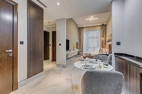 GLOBALSTAY. J One Tower Apartments