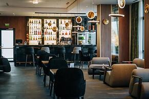 Sky Airport Hotel