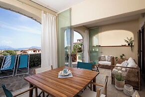 Anemone Apartment with Seaview Terrace