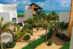 Corcomoran Luxury Beachfront house
