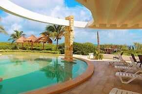 Corcomoran Luxury Beachfront house