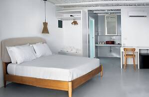 Casa Frati Suites & Villas