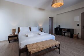 Casa Frati Suites & Villas