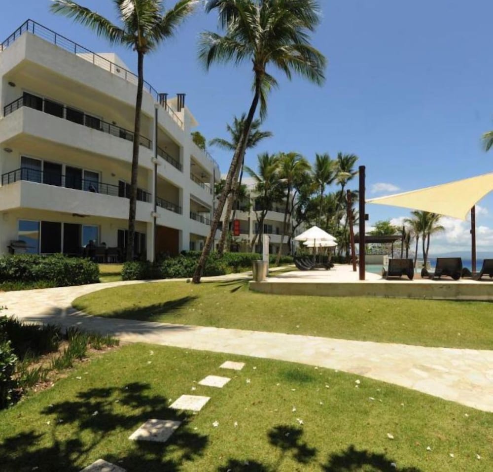2 Bedroom 3 bath Beachfront Condo