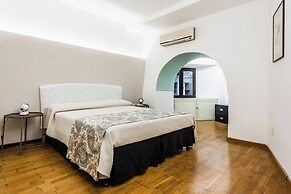 Modern Macha Apartment