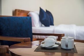 The Nile Luxe Hotel