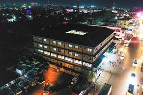 The Nile Luxe Hotel