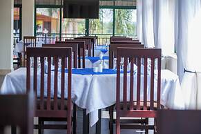 The Nile Luxe Hotel