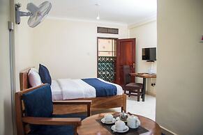 The Nile Luxe Hotel