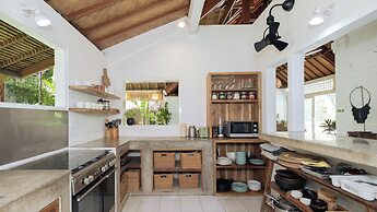 Villa Celeste by Villa Finder