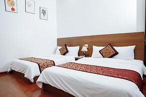 Sky House Hotel