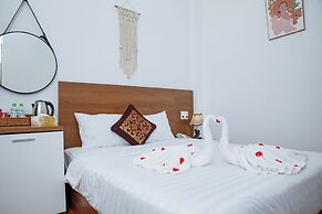 Sky House Hotel
