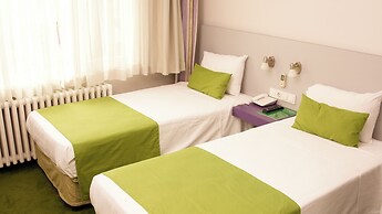 Mini Harem Hotel