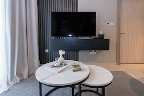 Business Bay Coziest 1BR Nest