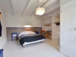 Tranquil Stay Near Audierne