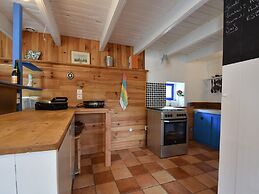 Tranquil Stay Near Audierne