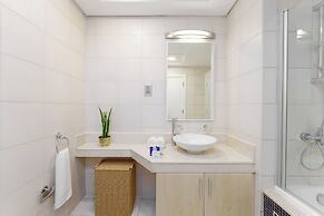 Maison Privee - Elegant Coastal Apt on Palm Jumeirah