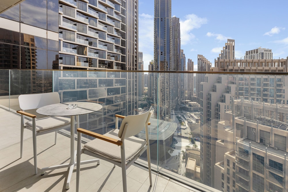 Maison Privee - Elegant Coastal Apt on Palm Jumeirah
