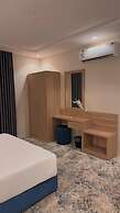 Holiday Plus Mishrifah Apartments