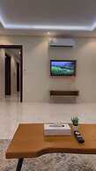 Holiday Plus Mishrifah Apartments