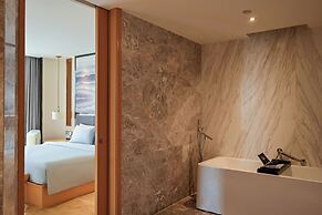 Serene Yuhua Hotel