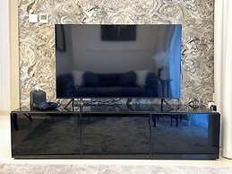 Zada Tower -  Modern 1 BR Apart