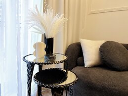 Zada Tower -  Modern 1 BR Apart