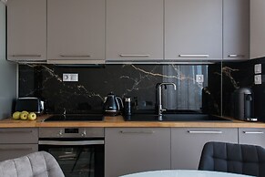 2 Level Beachfront Luxury Apt. by the Olon