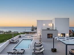 Villa Etoile - With Private Pool and Sauna