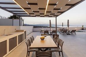 Villa Etoile - With Private Pool and Sauna