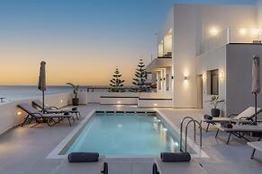 Villa Solaire - With 2 Private Pools Sauna