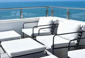 Luxury Rooftop Suites by Blumont