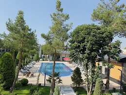Club Hotel 777