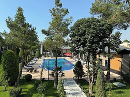 Club Hotel 777