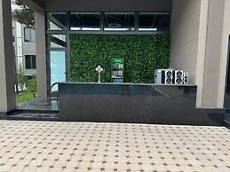 Club Hotel 777