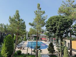 Club Hotel 777