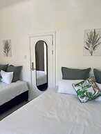 Sweet Stay