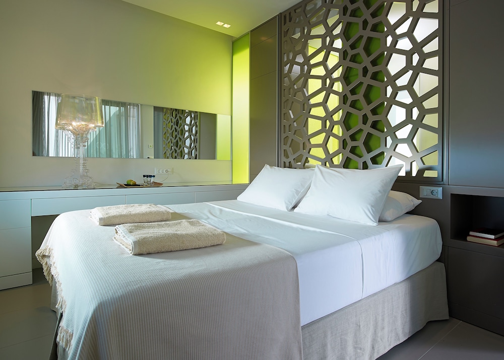 Youphoria Villas