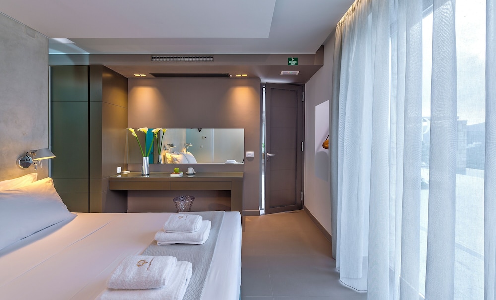 Youphoria Villas
