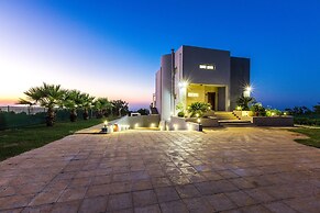 Villa O2 - With Private Heated Pool