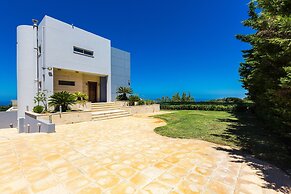 Villa O2 - With Private Heated Pool