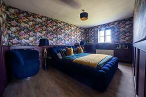 Cottage, 3 Bed,sleeps 7, Free Parking