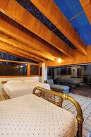 Beautiful Country House Pool & Views
